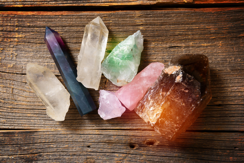 CPD Certied and ICOES Accredited Crystal Healing