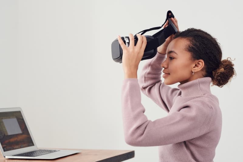 Elevate Engagement: Learning Powered by Virtual Reality